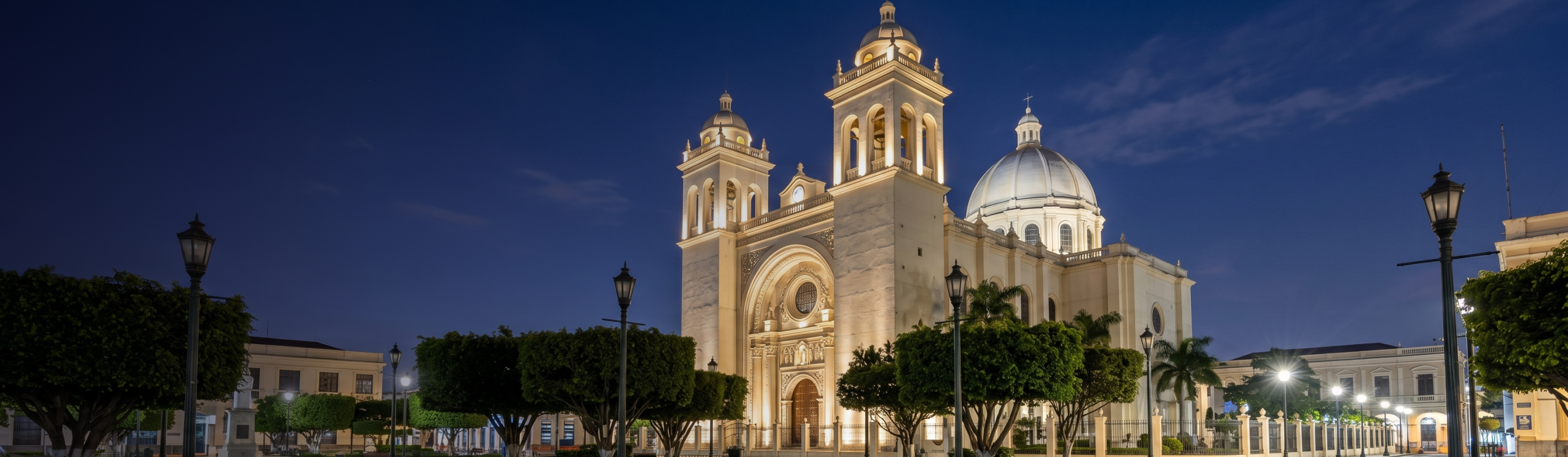 A photo of San Salvador.